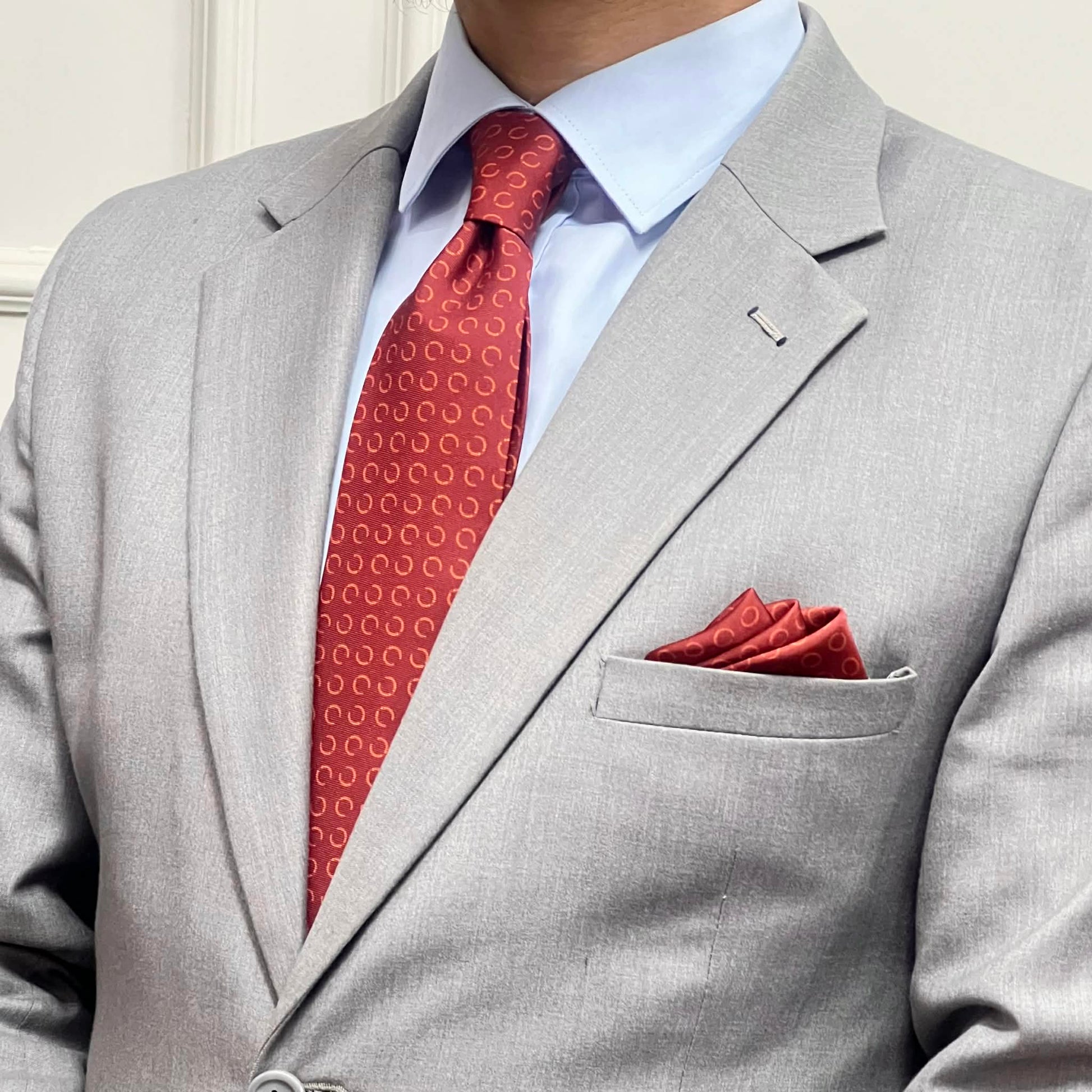 Burgundy & Gold Crescent Loop Tie with Pocket Square