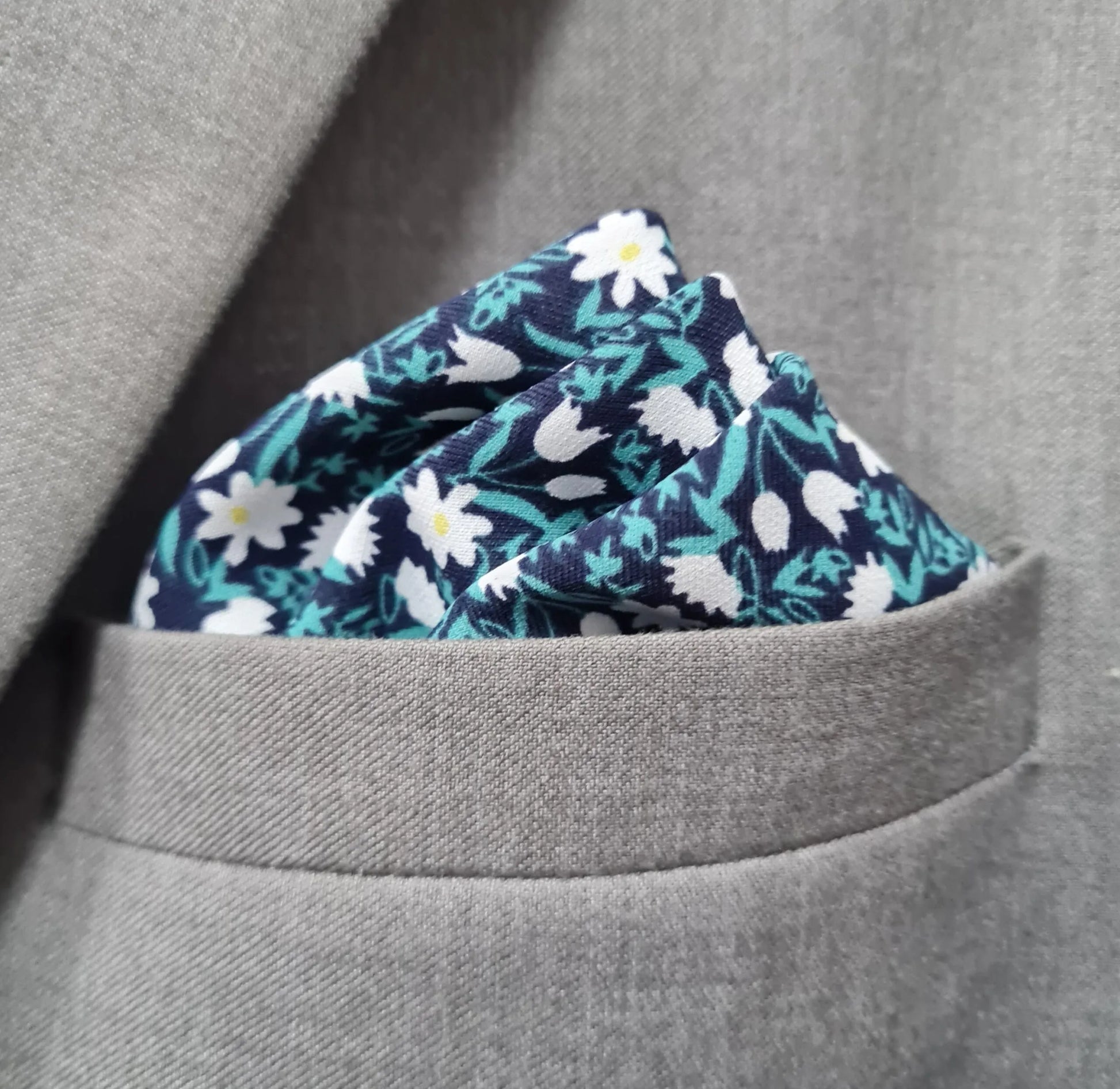 13 by 13 inches Midnight Bue and Turquoise Floral Pattern Pocket Square