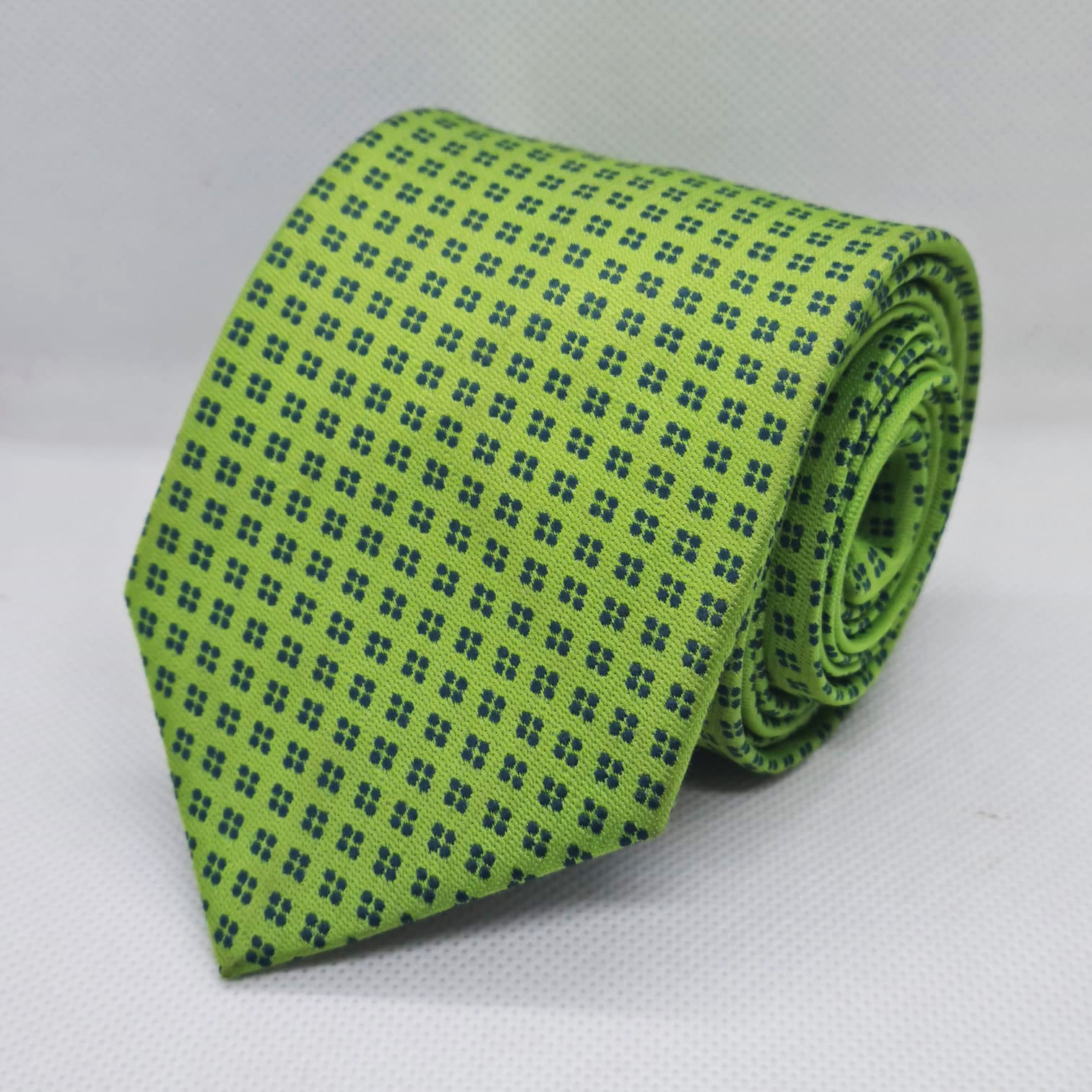 100% Polyester Green Floral Tie