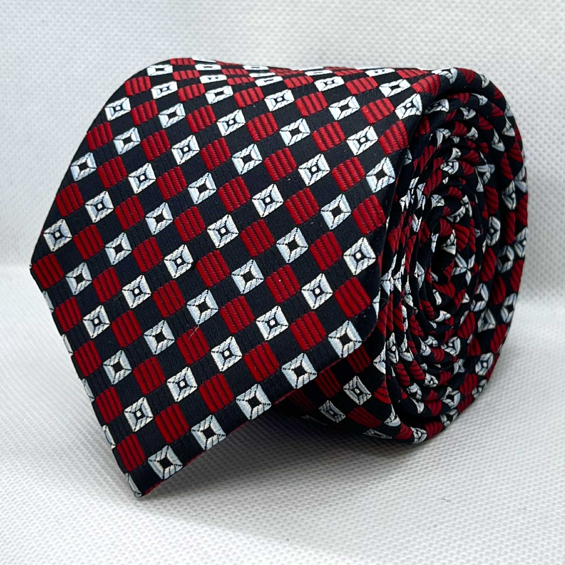 Black and Red Geometric Diamond Pattern Tie