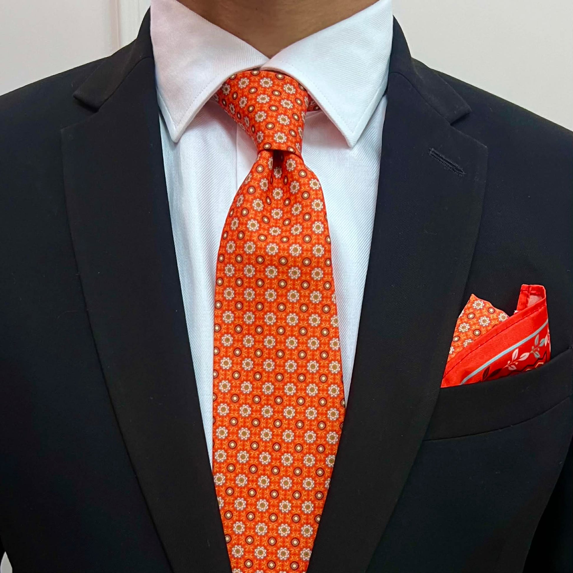 Burnt Orange Medallion Motif Tie & Pocket Square Set