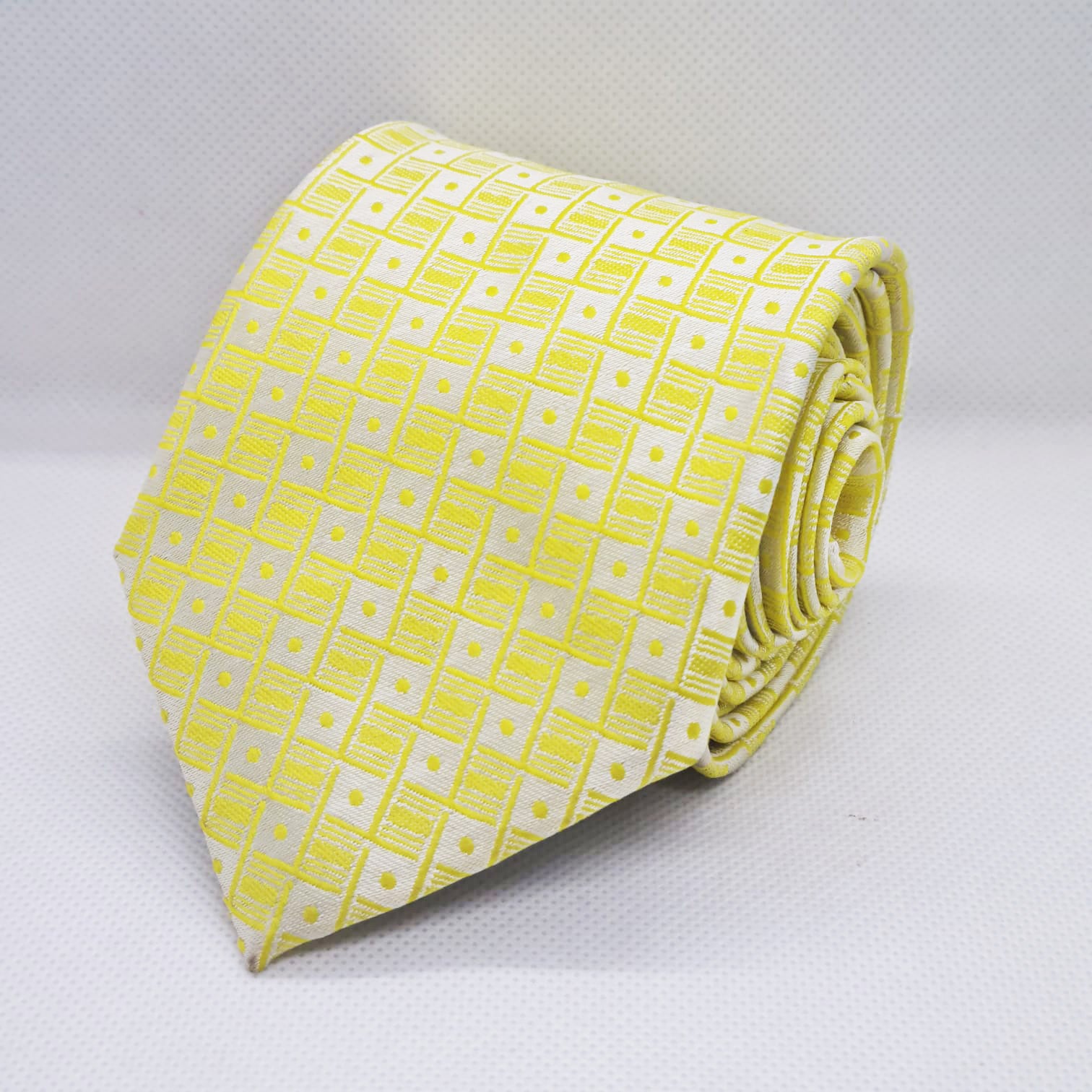 100% Polyester Yellow Tie