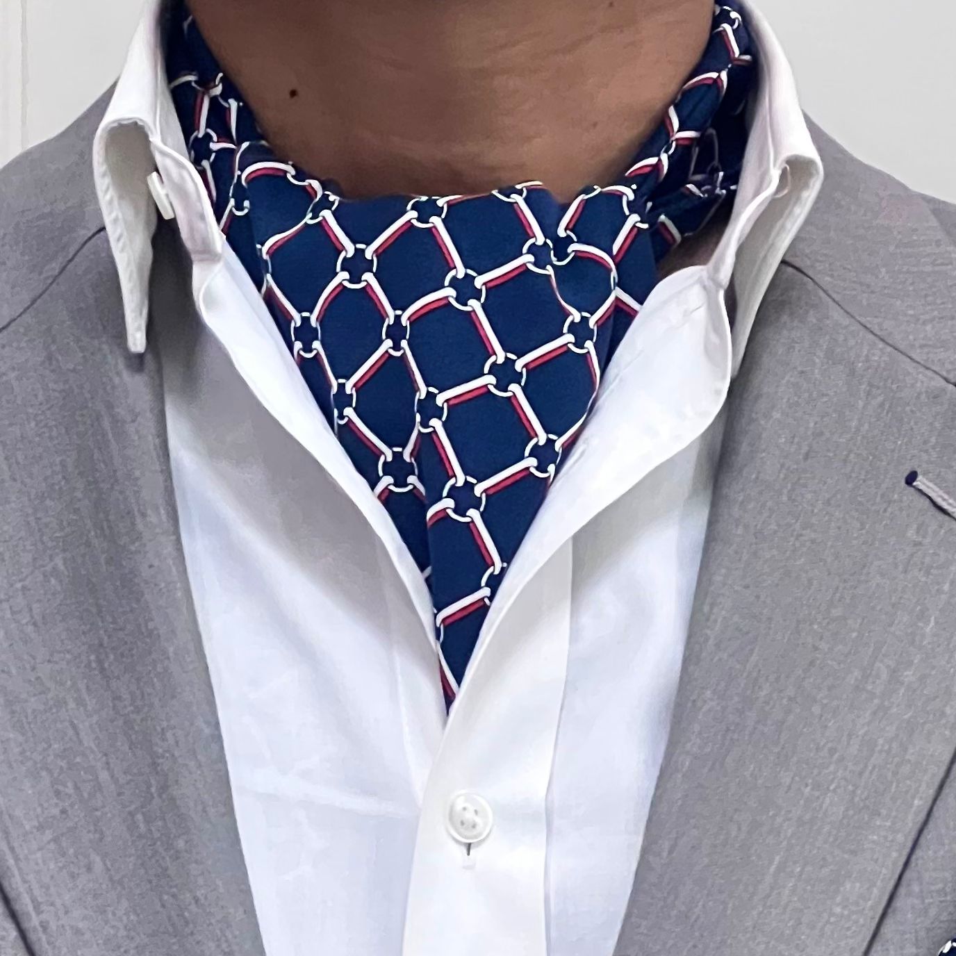 Navy Chain-Link Print Cravat and Pocket Square Set