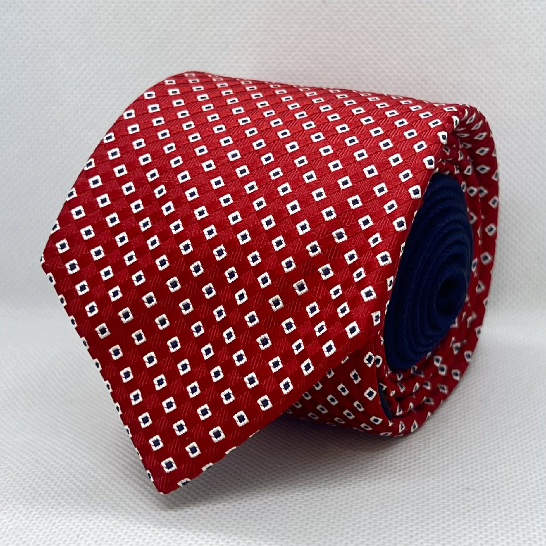 Classic Red Pattern Silk Tie