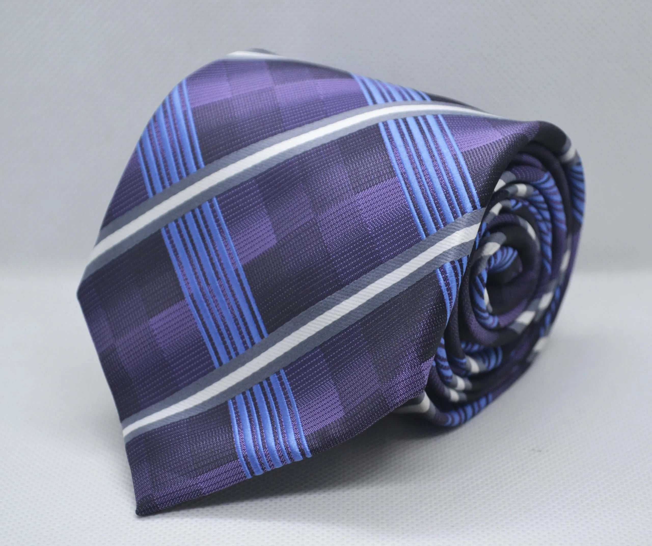100% Polyester Purple Base White Stripes Tie
