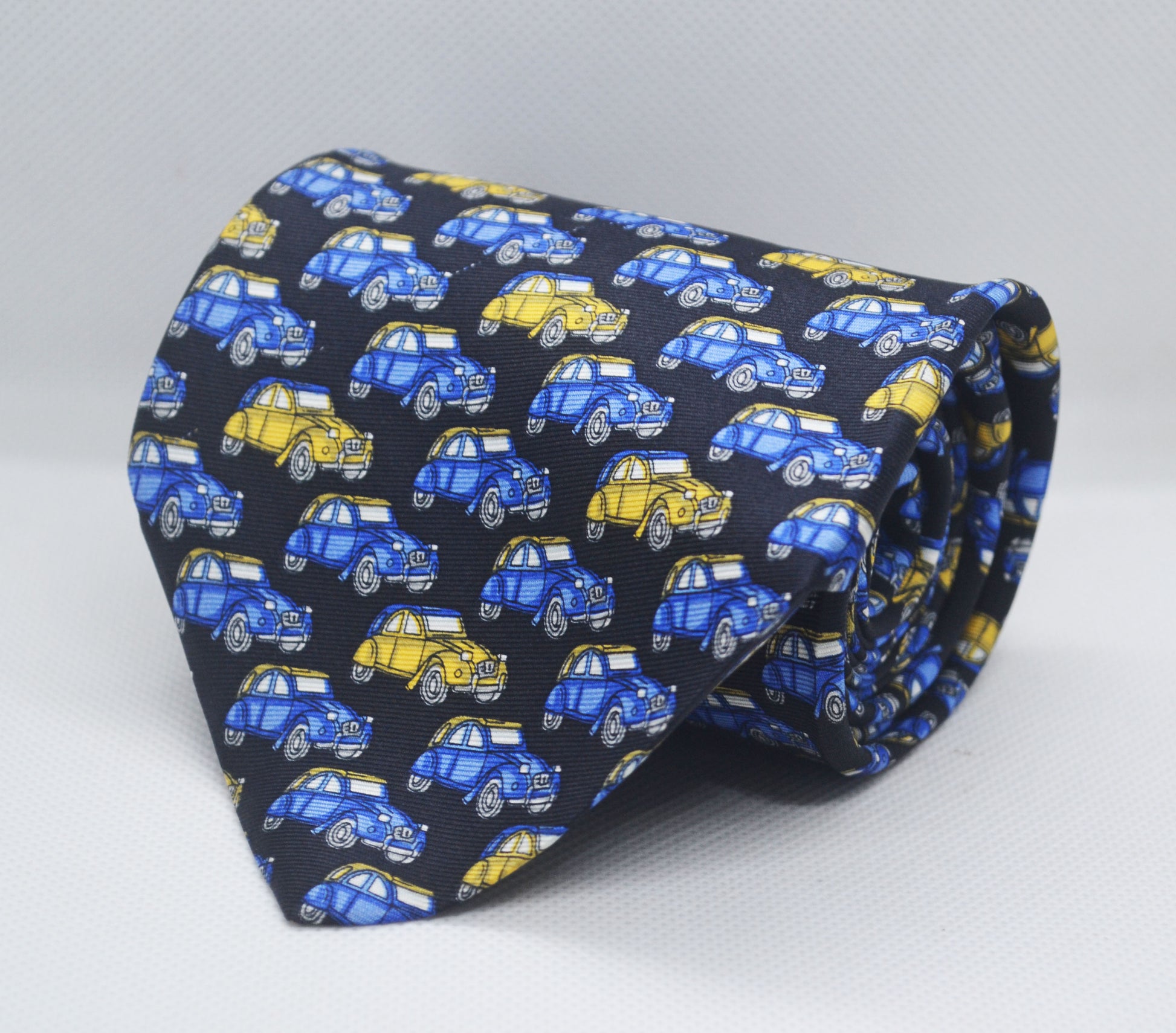 100% Silk Black Blue Geometric broad Tie