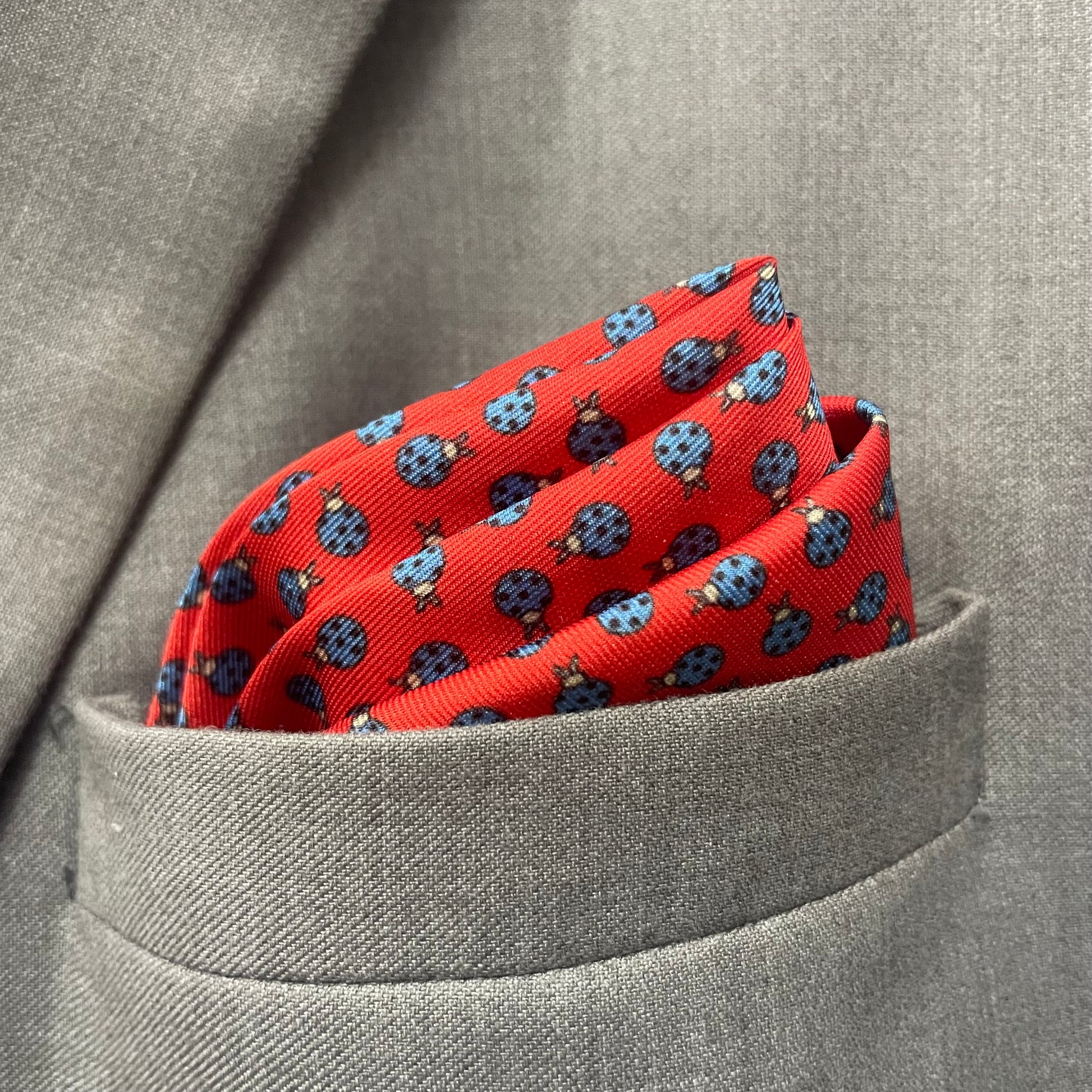 14 by 14 inches Crimson Lady Bug Pocket Square (Red)