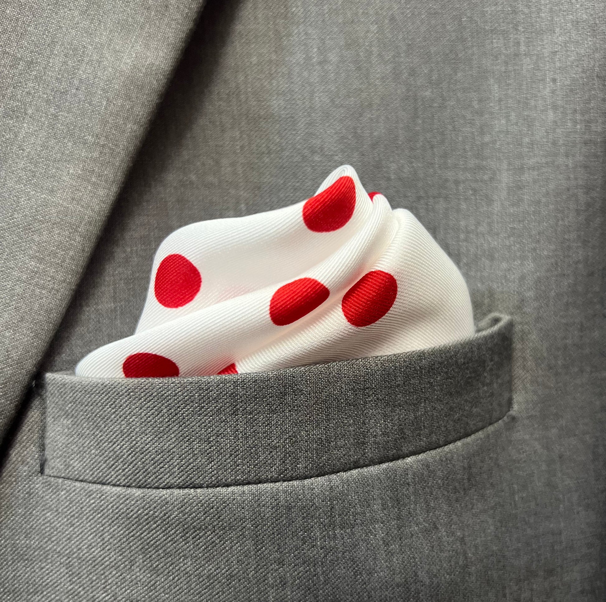 13 by 13 inches white and Red Polka dots Pocket Square