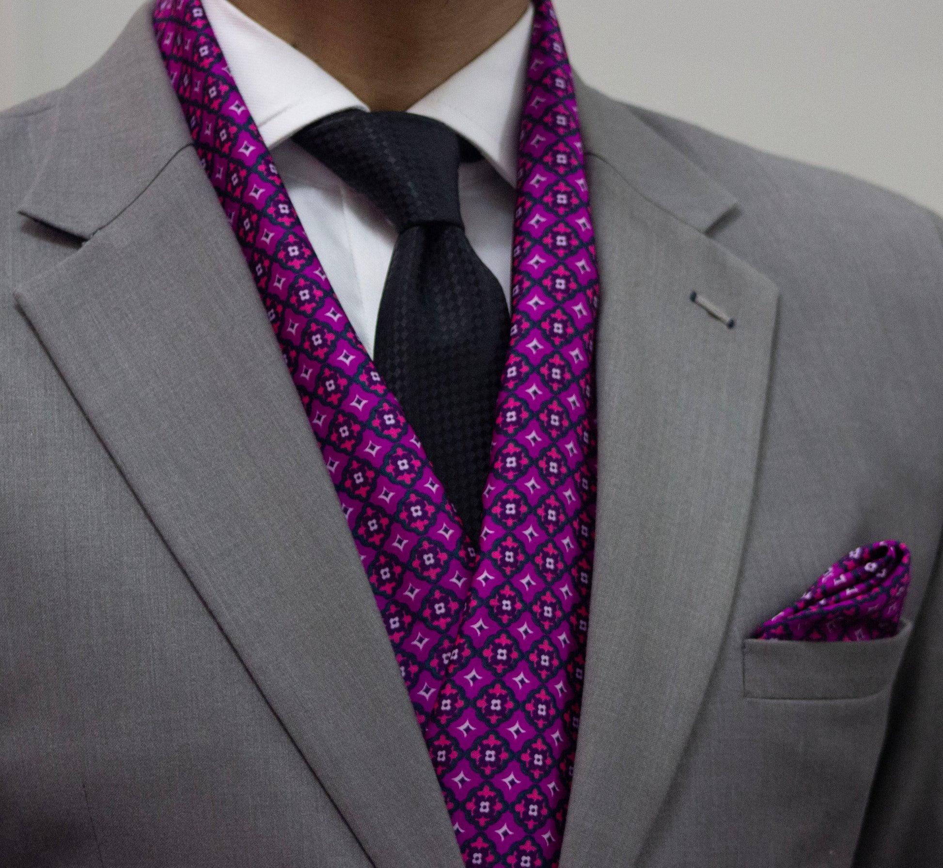 Magenta Motif Check Scarf and Pocket Square Set