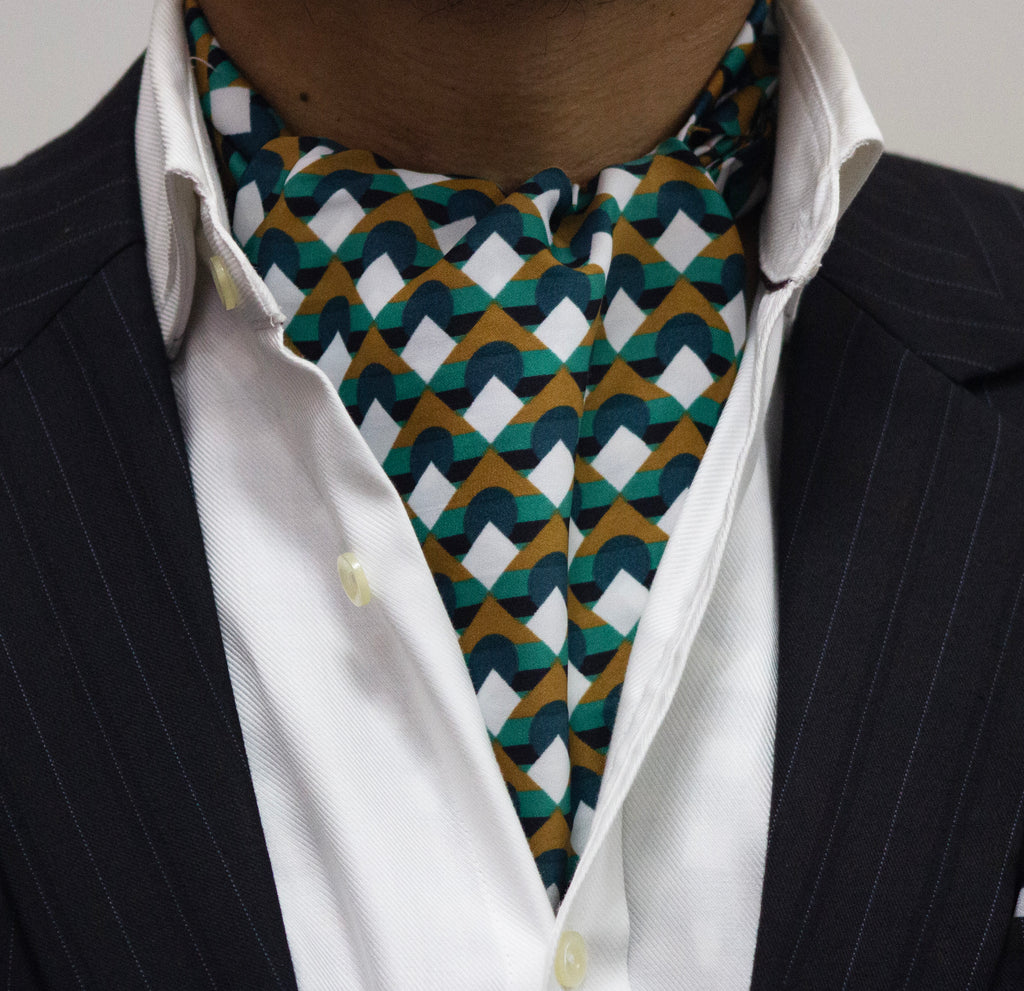 MILITARY COLOR PATTERN CRAVAT AND POCKET SQUARE SET