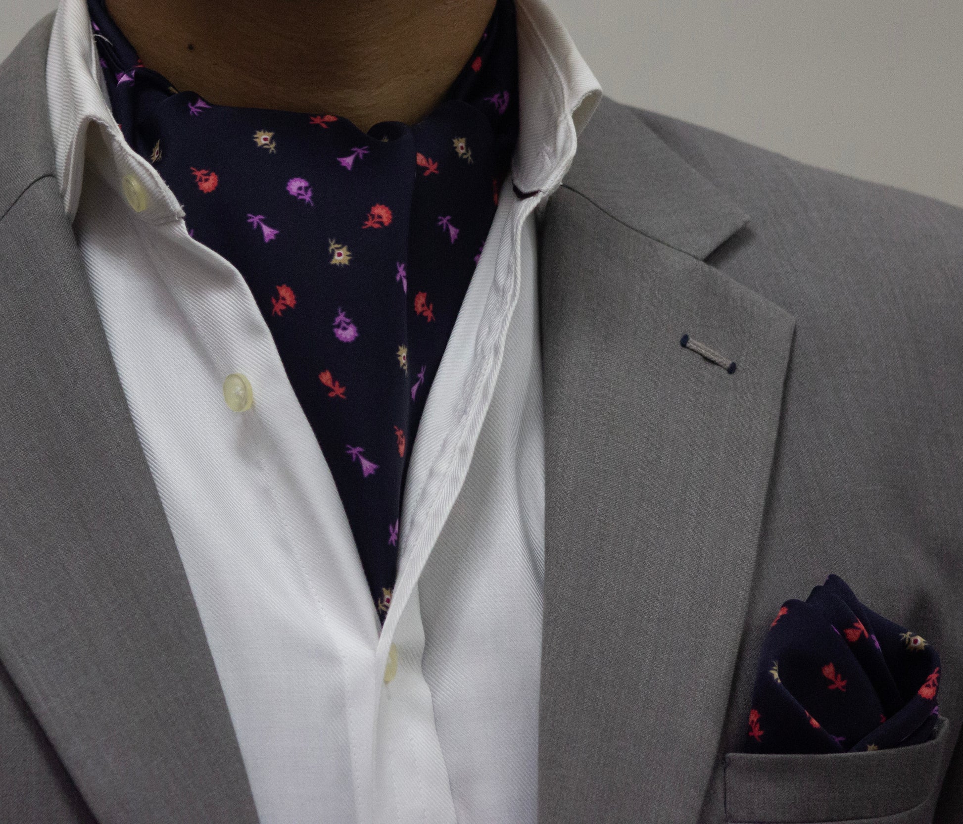 BLUE BASE WITH COLORFUL FLOWERS CRAVAT AND POCKET SQUARE SET