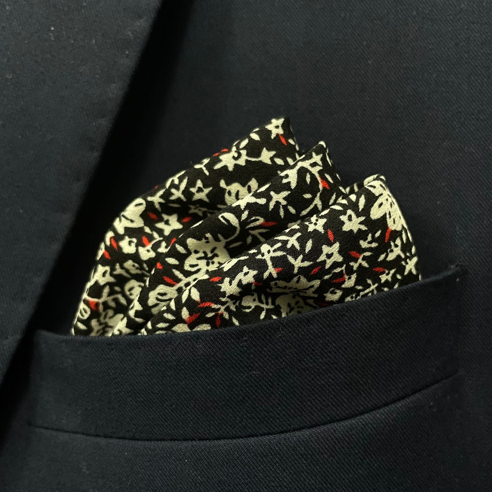 13 by 13 inches Black Base Floral Pokcet Square