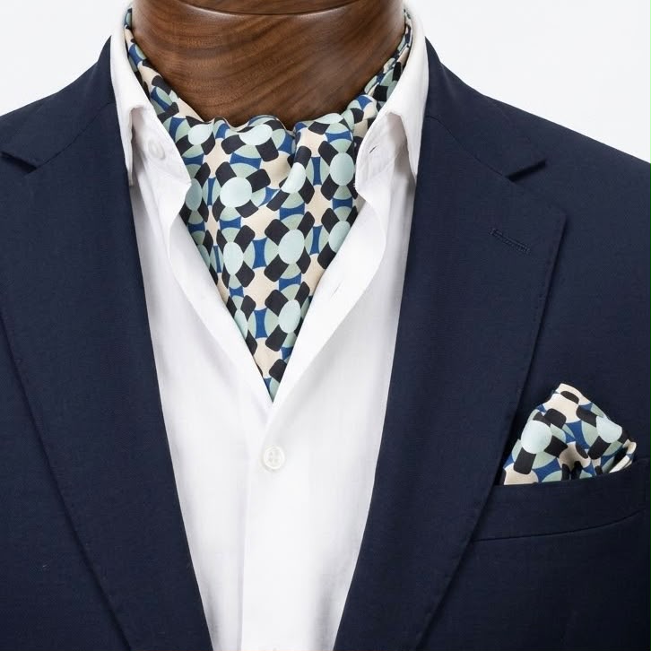 Black White Circular Cravat and Pocket Square Set