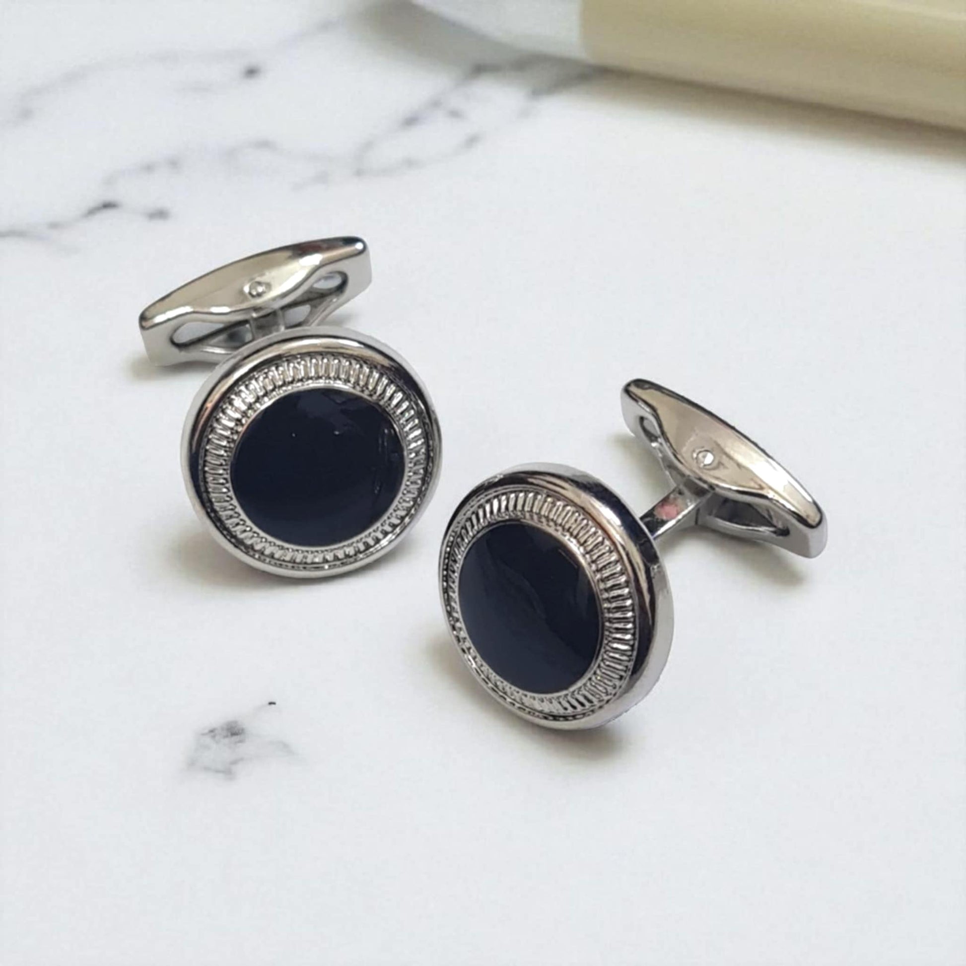 Black Onyx Royale Cufflinks (silver)